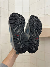 Load image into Gallery viewer, 2000 Salomon Pisco Low Hiking Sneakers - Size 7 US