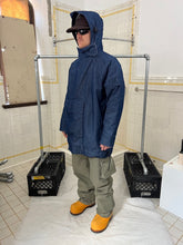 Load image into Gallery viewer, 2000s Levis All Duty Denim Mountain Parka - Size M