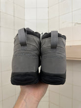 Load image into Gallery viewer, 2000s Salomon SAMPLE Polar Fleece Lined Chukkas with Quicklace - Size 9 US