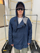 Load image into Gallery viewer, 2000s Levis All Duty Denim Mountain Parka - Size M