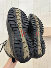 Load image into Gallery viewer, 2000s Salomon 'Snowdog' Hiking Boots - Size 9 US