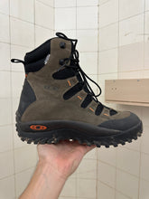 Load image into Gallery viewer, 2000s Salomon 'Snowdog' Hiking Boots - Size 11.5 US