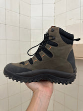Load image into Gallery viewer, 2000s Salomon 'Snowdog' Hiking Boots - Size 11.5 US