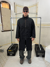 Load image into Gallery viewer, 2000s Massimo Osti x Levis ICD Pullover with Thigh Guards - Size M
