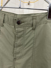 Load image into Gallery viewer, 1990s Dexter Wong 3/4th Darted Knee Shorts - Size S