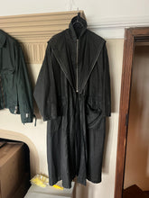 Load image into Gallery viewer, 1980s Vintage Italian Modular Collared Trench - Size M