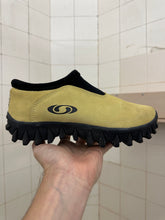 Load image into Gallery viewer, 2000s Salomon Snow Clog in Yellow - Size 8 US
