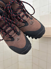 Load image into Gallery viewer, 1990s Salomon 'X-Winter' Mid Hiking Sneakers - Size 7 US