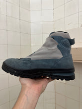 Load image into Gallery viewer, 2000s Salomon Adventure 7 Gen 2 - Size 9 US