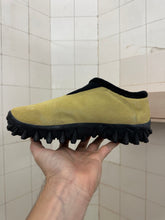 Load image into Gallery viewer, 2000s Salomon Snow Clog in Yellow - Size 8 US