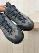 Load image into Gallery viewer, 2000 Salomon Pisco Low Hiking Sneakers - Size 7 US