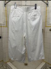 Load image into Gallery viewer, 1980s Claude Montana Long White Pleated Shorts - Size M