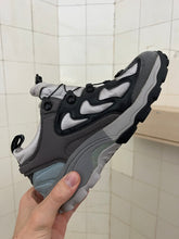 Load image into Gallery viewer, 2001 Salomon Raidproof Sneakers - Size 38 EU