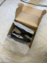 Load image into Gallery viewer, 1999 Salomon Japan Exclusive Dirt Clog - Size 8.5 US