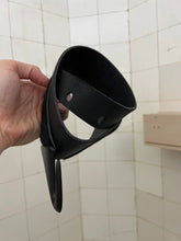 Load image into Gallery viewer, 1970s Issey Miyake Oblong Clasp Leather Waist Belt - Size S