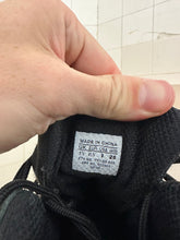 Load image into Gallery viewer, 2000s Salomon 'Snowbow' Hiking Boots - Size 8 US