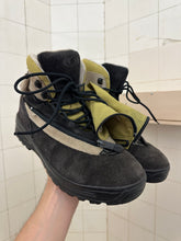 Load image into Gallery viewer, 2000s Salomon Adventure 7 Gen 2 - Size 8 US