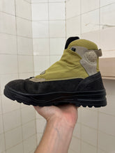Load image into Gallery viewer, 2000s Salomon Adventure 7 Gen 2 - Size 8 US