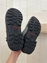 Load image into Gallery viewer, 2000s Salomon Adventure 7 Gen 1 - Size 9.5 US
