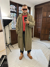 Load image into Gallery viewer, 1980s Vintage Italian Designer Lined Trench with Welt Pocket Detailing - Size XL