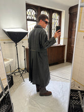 Load image into Gallery viewer, 1980s Vintage Italian Modular Collared Trench - Size M