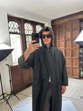 Load image into Gallery viewer, 1980s Vintage Italian Modular Collared Trench - Size M