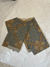 Load image into Gallery viewer, ss2001 Burberry Prorsum Modern Plaid Kilt Shorts - Size M
