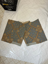 Load image into Gallery viewer, ss2001 Burberry Prorsum Modern Plaid Kilt Shorts - Size M