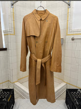 Load image into Gallery viewer, 2000s Burberry Prorsum Tan Leather Trench Coat - Size L