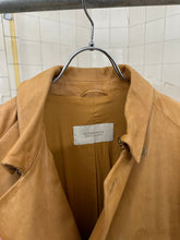 Load image into Gallery viewer, 2000s Burberry Prorsum Tan Leather Trench Coat - Size L