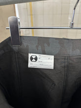 Load image into Gallery viewer, 1990s Final Home Woven Camo Cargo Pants - Size M