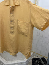 Load image into Gallery viewer, 1980s Vintage Italian Designer Linen Half Button Shirt - Size M