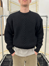 Load image into Gallery viewer, aw1991 Issey Miyake Black Heavy Gauge Sweater - Size M