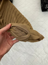 Load image into Gallery viewer, aw1988 Issey Miyake Multi Layered Ruffled Top - Size XS