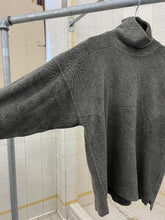 Load image into Gallery viewer, 1980s Calugi E Giannelli Brown Debossed Spider Fleece - Size M