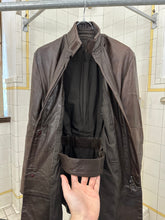 Load image into Gallery viewer, ss2001 Burberry Prorsum Leather Jacket with Articulated Sleeves and Interior Belt - Size M
