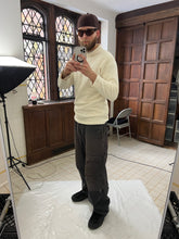 Load image into Gallery viewer, 1980s Calugi E Giannelli White Debossed Boot Print Fleece - Size M