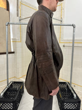 Load image into Gallery viewer, ss2001 Burberry Prorsum Leather Jacket with Articulated Sleeves and Interior Belt - Size M