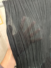 Load image into Gallery viewer, ss2001 Issey Miyake Pleated Scarf with Fillings - Size OS