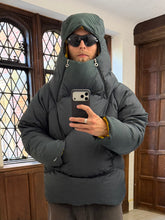 Load image into Gallery viewer, 2000s Ron Orb Hooded Puffer Jacket - Size L