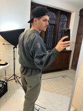 Load image into Gallery viewer, 1990s Vintage Sweatshirt with Piping and Rivet Detailing - Size M