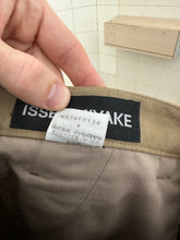 Load image into Gallery viewer, aw2007 Issey Miyake Front Zipper Chinos with Hidden Pockets - Size L