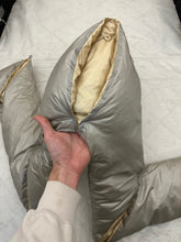 Load image into Gallery viewer, aw2011 Issey Miyake Origami Puffer Scarf - Size OS