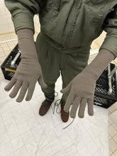 Load image into Gallery viewer, 1980s Issey Miyake Long Knit Wool Gloves - Size M
