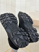 Load image into Gallery viewer, 2000s Vintage Totes Waterproof Workboots - Size 9 US