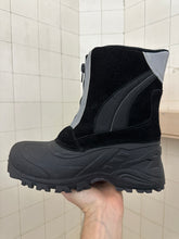 Load image into Gallery viewer, 2000s Vintage Totes Waterproof Workboots - Size 9 US