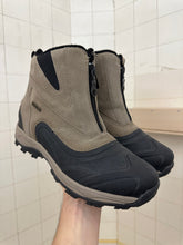 Load image into Gallery viewer, 2000s Vintage Hi-Tec Fleece Lined Zip-Up Boots - Size 9 US