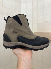 Load image into Gallery viewer, 2000s Vintage Hi-Tec Fleece Lined Zip-Up Boots - Size 9 US
