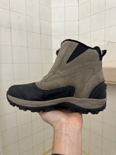 Load image into Gallery viewer, 2000s Vintage Hi-Tec Fleece Lined Zip-Up Boots - Size 9 US