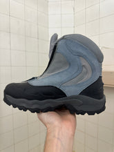 Load image into Gallery viewer, 2000s Vintage Hi-Tec 'Whiteout' Zip-Up Boots - Size Women's 10 US